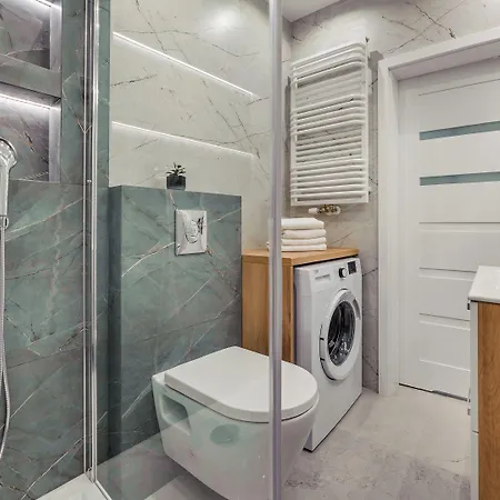 Doki, Sun & Snow Gdansk