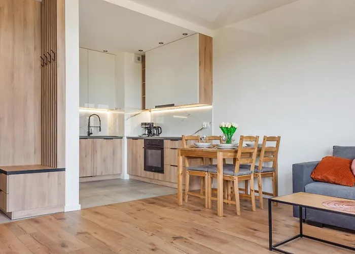 Doki, Sun & Snow Daire Gdansk