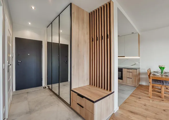 Doki, Sun & Snow Daire Gdansk